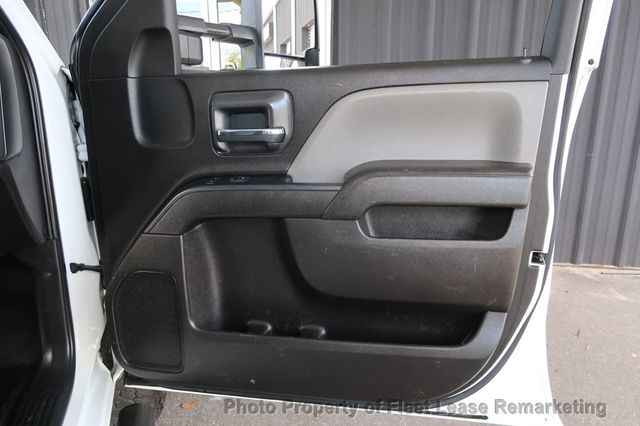 2018 Chevrolet Silverado 2500HD Silverado 2500 4WD Crew Cab Utility - 23028934 - 26