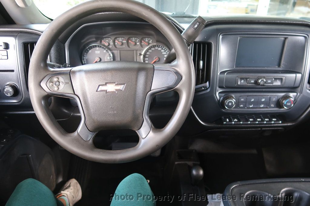 2018 Chevrolet Silverado 2500HD Silverado 2500 4WD Crew Cab Utility - 23028934 - 27