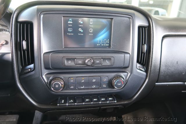 2018 Chevrolet Silverado 2500HD Silverado 2500 4WD Crew Cab Utility - 23028934 - 29