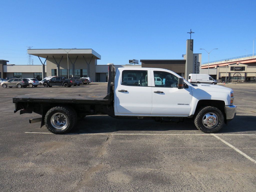 2018 Chevrolet Silverado 3500HD FLAT BED - 22754259 - 4