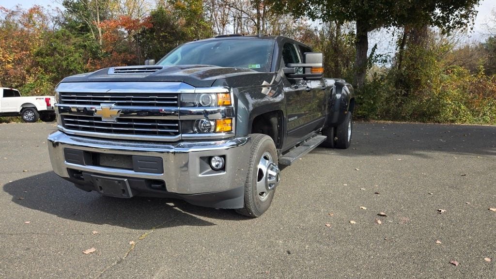 2018 Chevrolet Silverado 3500HD LT DRW - 22657242 - 21