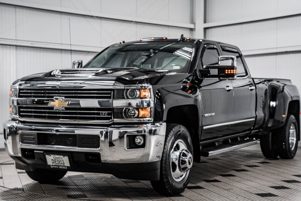 2018 Chevrolet Silverado 3500HD LTZ DRW - 22444141 - 2