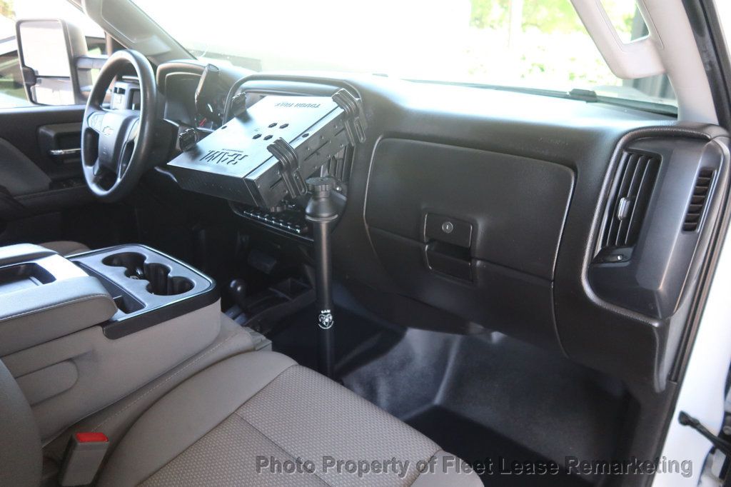 2018 Chevrolet Silverado 3500HD Silverado 3500HD 4WD Dbl Cab Utility DIESEL SRW - 23016520 - 21