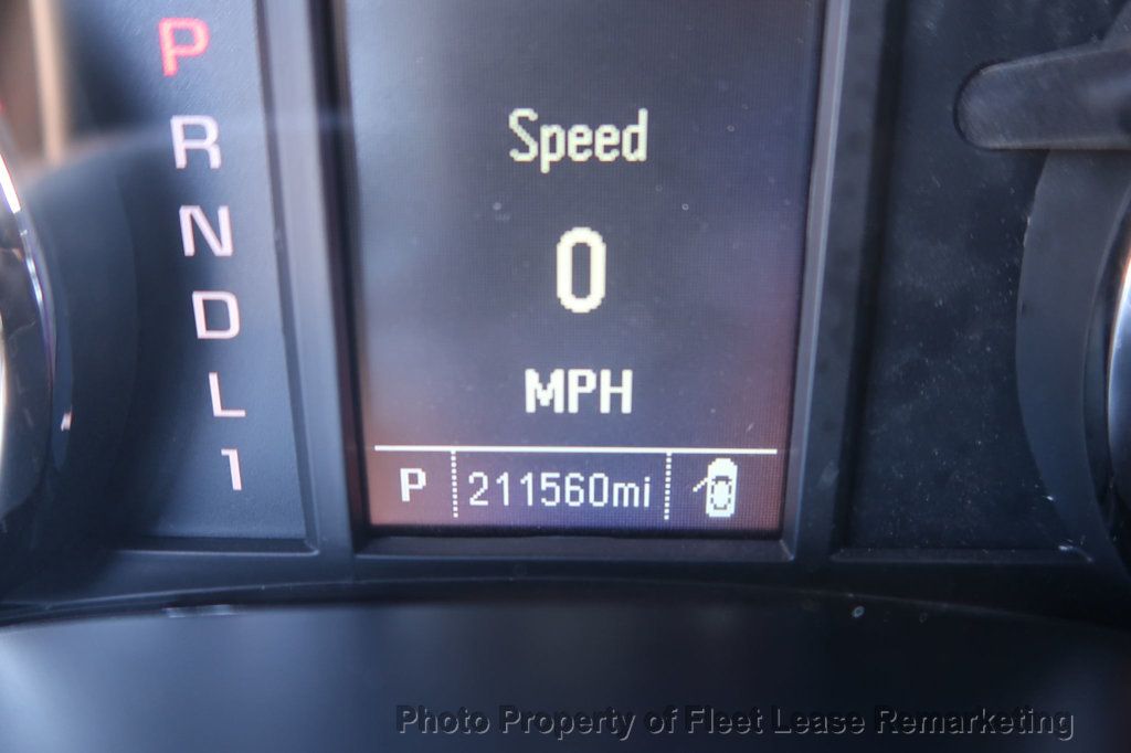 2018 Chevrolet Silverado 3500HD Silverado 3500HD 4WD Dbl Cab Utility DIESEL SRW - 23016520 - 25