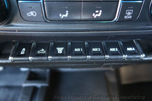 2018 Chevrolet Silverado 3500HD Silverado 3500HD 4WD Dbl Cab Utility DIESEL SRW - 23016520 - 31
