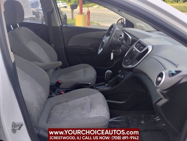 2018 Chevrolet Sonic 4dr Sedan Automatic LS - 22876998 - 17