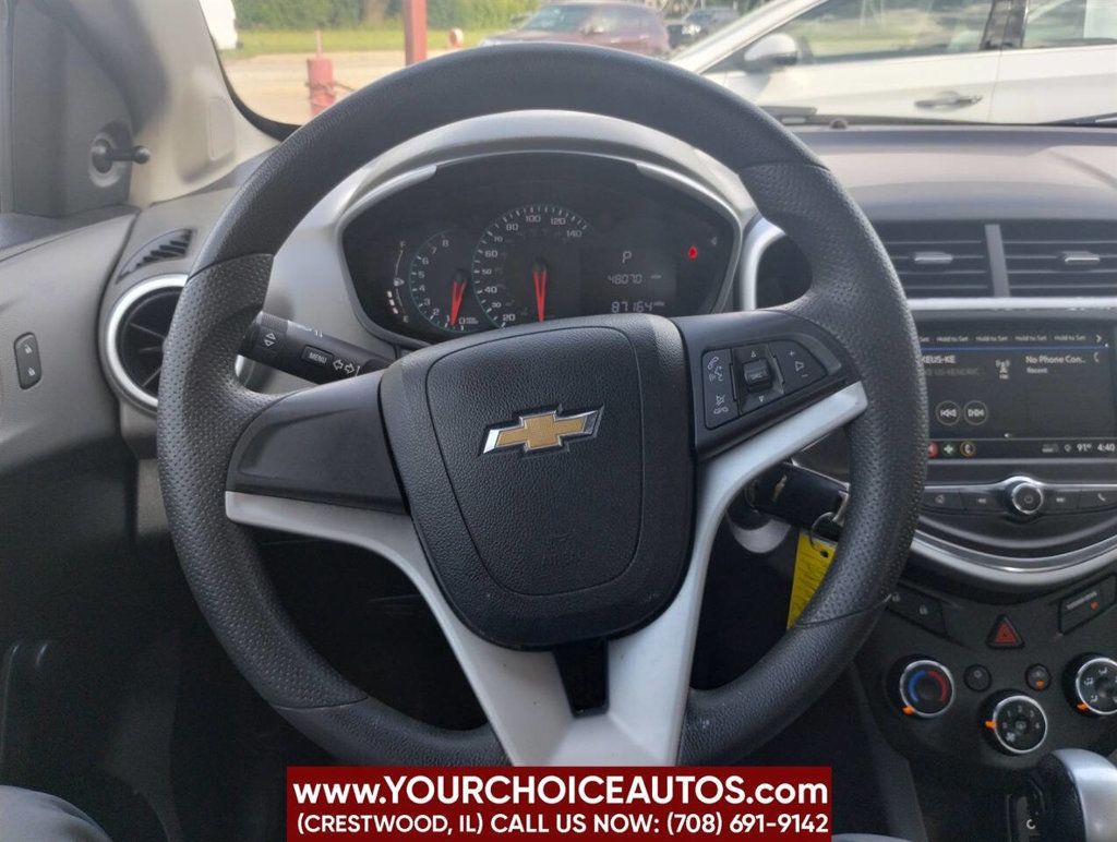 2018 Chevrolet Sonic 4dr Sedan Automatic LS - 22876998 - 18