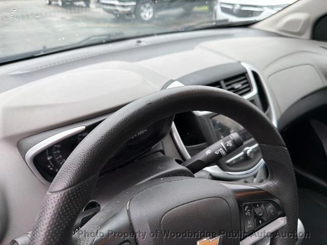 2018 Chevrolet Sonic 4dr Sedan Automatic LT - 23028475 - 8