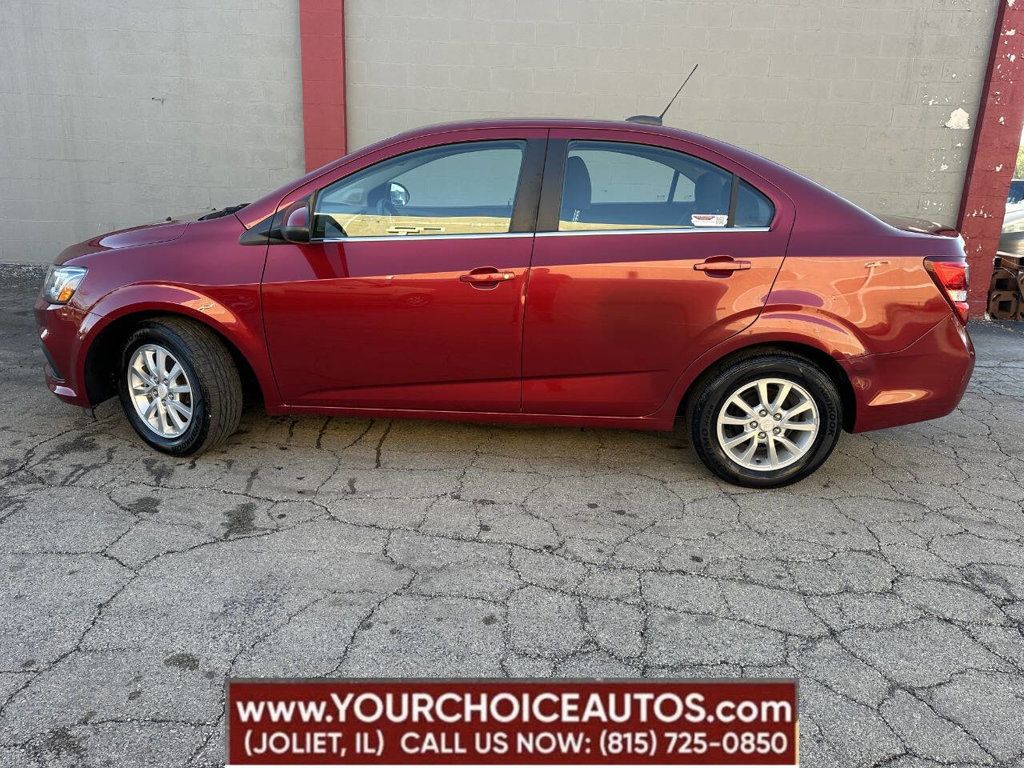 2018 Chevrolet Sonic 4dr Sedan Automatic LT - 22833853 - 1