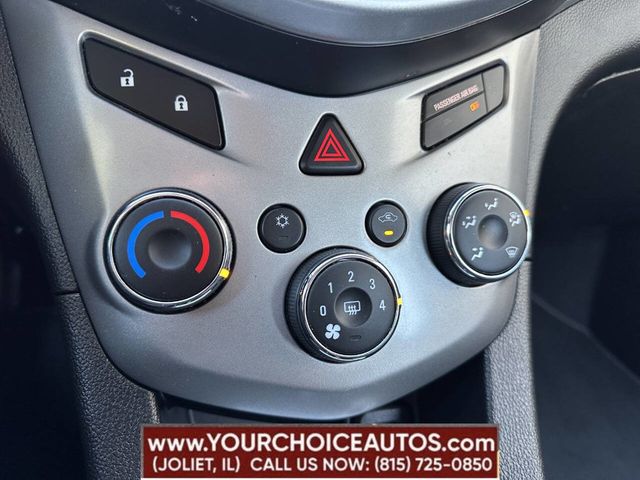 2018 Chevrolet Sonic 4dr Sedan Automatic LT - 22833853 - 37