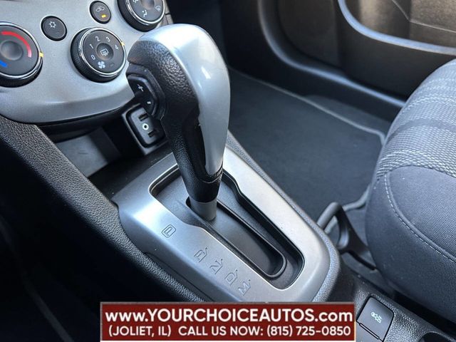 2018 Chevrolet Sonic 4dr Sedan Automatic LT - 22833853 - 40