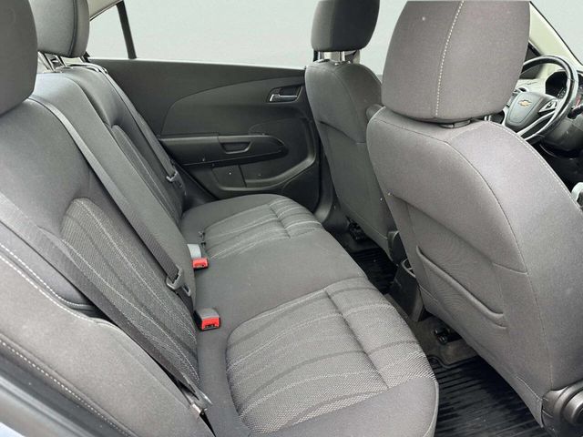 2018 Chevrolet Sonic 4dr Sedan Automatic LT - 22966511 - 13