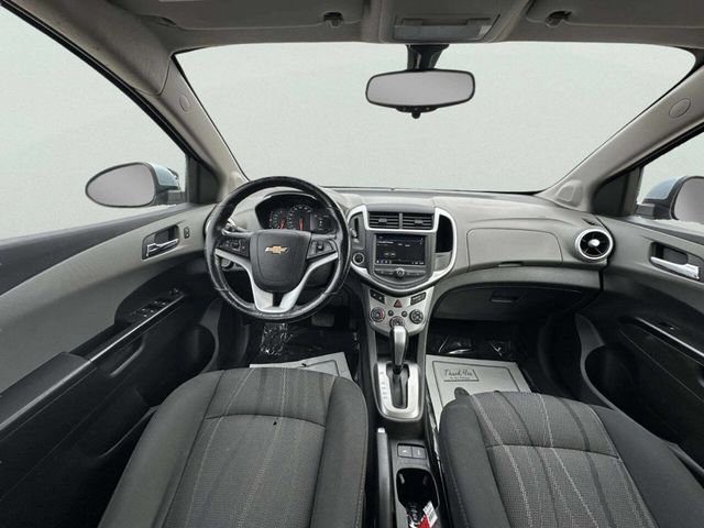 2018 Chevrolet Sonic 4dr Sedan Automatic LT - 22966511 - 15