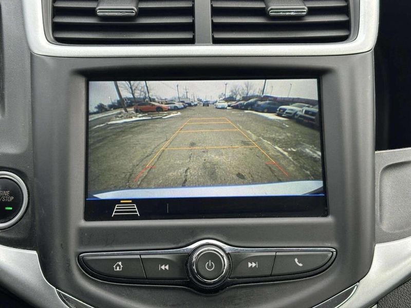 2018 Chevrolet Sonic 4dr Sedan Automatic LT - 22966511 - 23