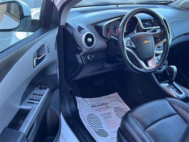 2018 Chevrolet Sonic 4dr Sedan Automatic Premier - 22963795 - 9