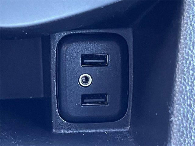 2018 Chevrolet Sonic 4dr Sedan Automatic Premier - 22963795 - 27