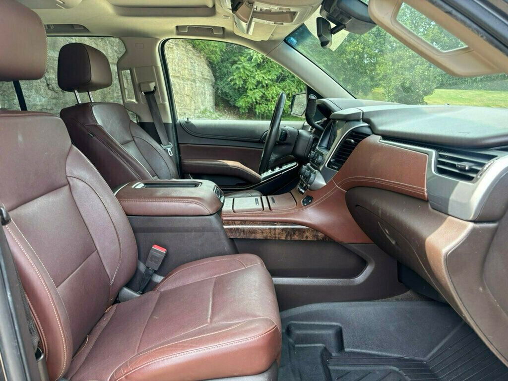 2018 Chevrolet Suburban 1500 Premier photo 5