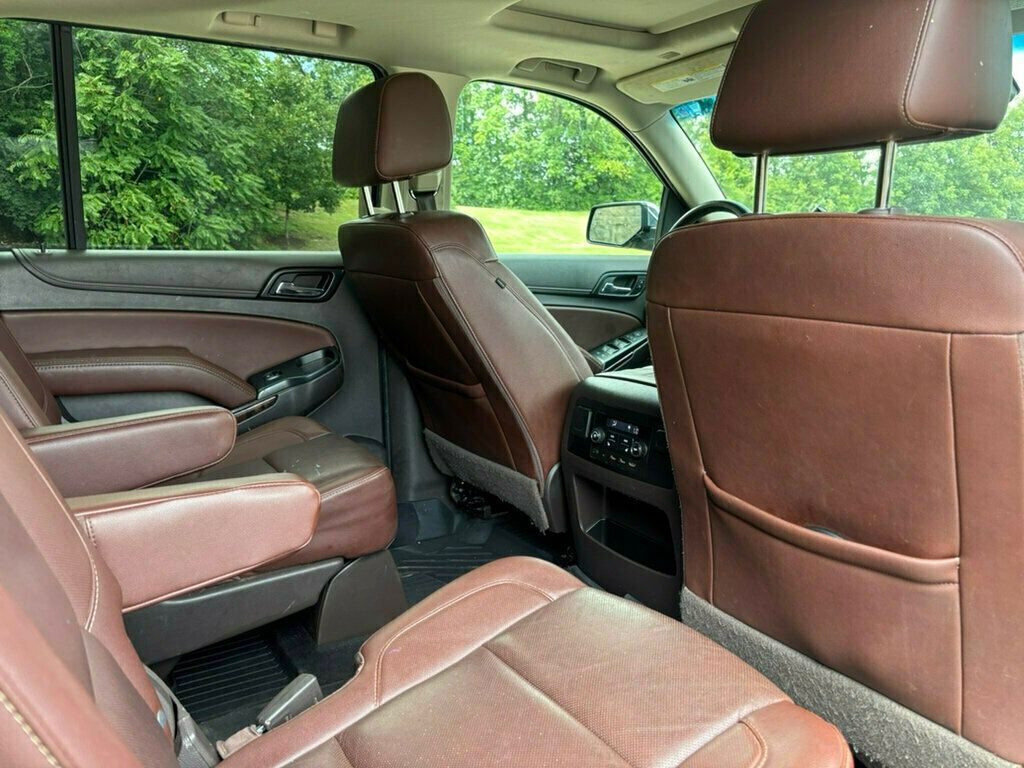 2018 Chevrolet Suburban 1500 Premier photo 8