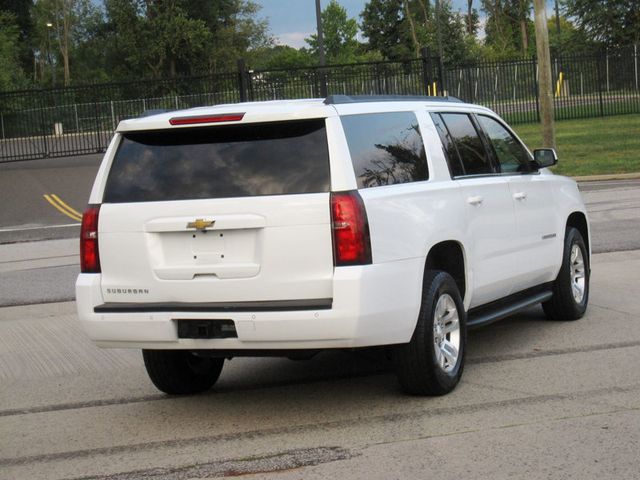 2018 Chevrolet Suburban 4WD 4dr 1500 LS - 23078331 - 12