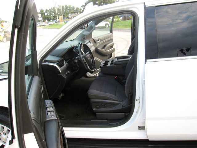 2018 Chevrolet Suburban 4WD 4dr 1500 LS - 23078331 - 17