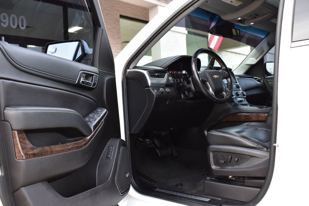 2018 Chevrolet Suburban 4WD 4dr 1500 LT - 22245652 - 14