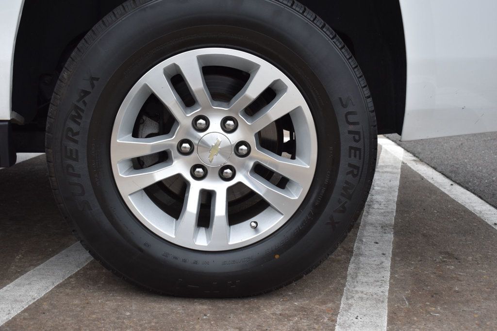 2018 Chevrolet Suburban 4WD 4dr 1500 LT - 22959547 - 10