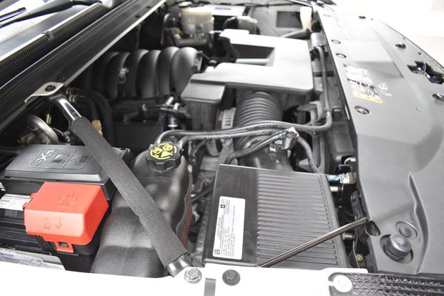 2018 Chevrolet Suburban 4WD 4dr 1500 LT - 22959547 - 12