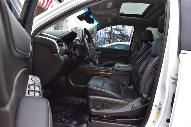 2018 Chevrolet Suburban 4WD 4dr 1500 LT - 22959547 - 15