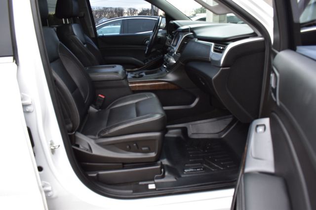 2018 Chevrolet Suburban 4WD 4dr 1500 LT - 22959547 - 18