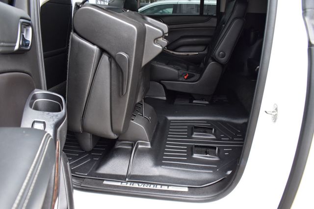 2018 Chevrolet Suburban 4WD 4dr 1500 LT - 22959547 - 30