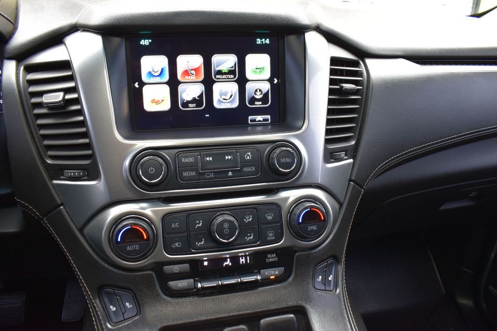 2018 Chevrolet Suburban 4WD 4dr 1500 LT - 22959547 - 40