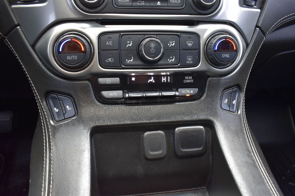 2018 Chevrolet Suburban 4WD 4dr 1500 LT - 22959547 - 43