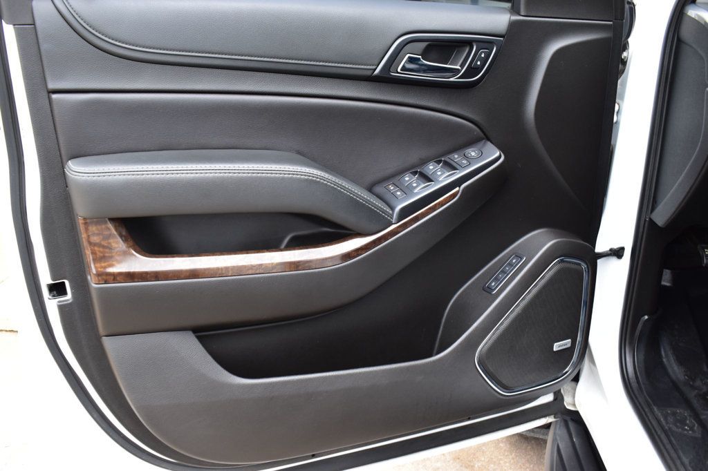 2018 Chevrolet Suburban 4WD 4dr 1500 LT - 22959547 - 52