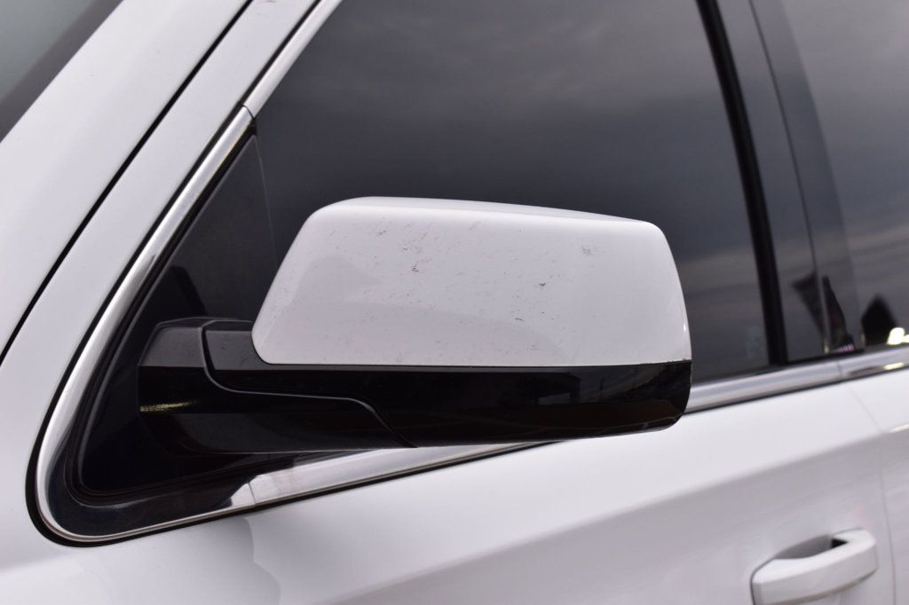 2018 Chevrolet Suburban 4WD 4dr 1500 LT - 22959547 - 57