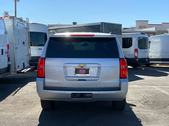 2018 Chevrolet Suburban 4WD 4dr 1500 LT - 22959721 - 13