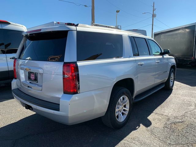2018 Chevrolet Suburban 4WD 4dr 1500 LT - 22959721 - 15