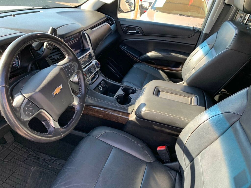 2018 Chevrolet Suburban 4WD 4dr 1500 LT - 22959721 - 20