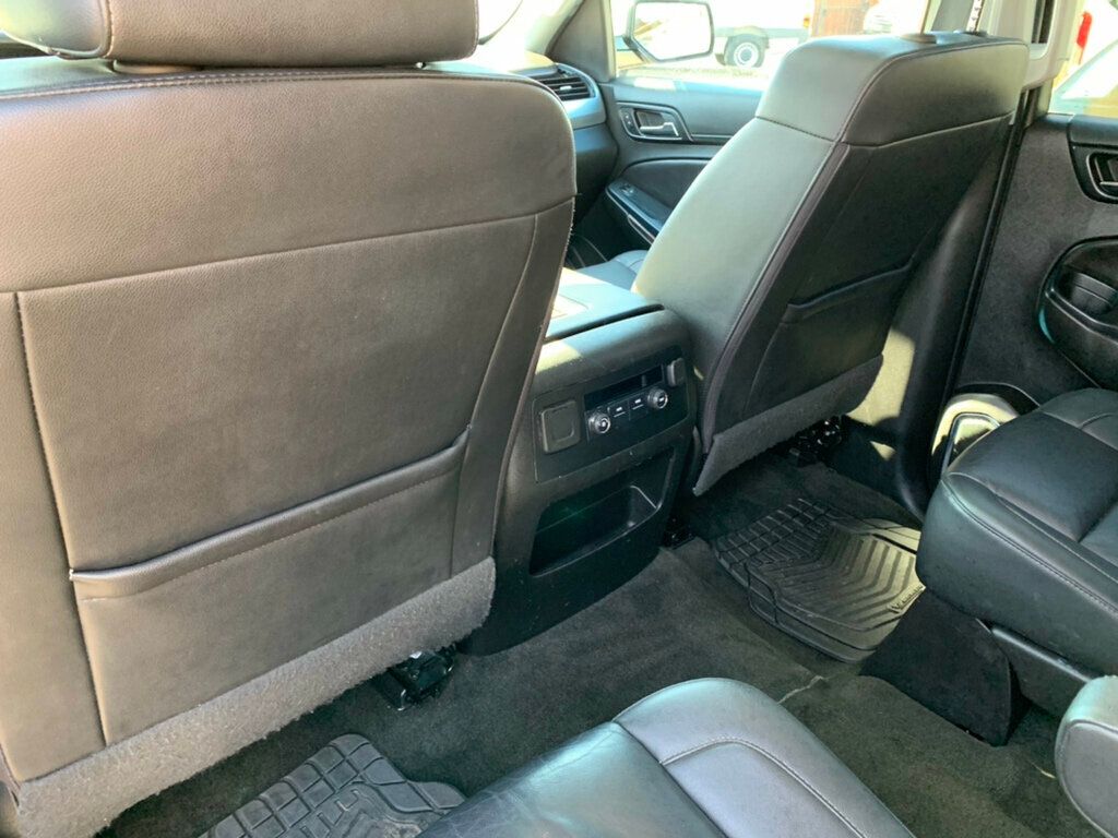2018 Chevrolet Suburban 4WD 4dr 1500 LT - 22959721 - 29