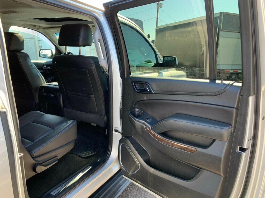 2018 Chevrolet Suburban 4WD 4dr 1500 LT - 22959721 - 33