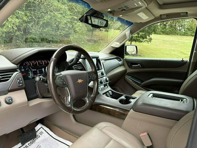 2018 Chevrolet Suburban 4WD 4dr 1500 LT - 23096095 - 29
