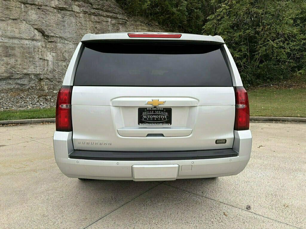 2018 Chevrolet Suburban 4WD 4dr 1500 LT - 23096095 - 5