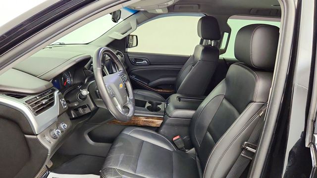 2018 Chevrolet Suburban 4WD 4dr 1500 LT - 23029901 - 19
