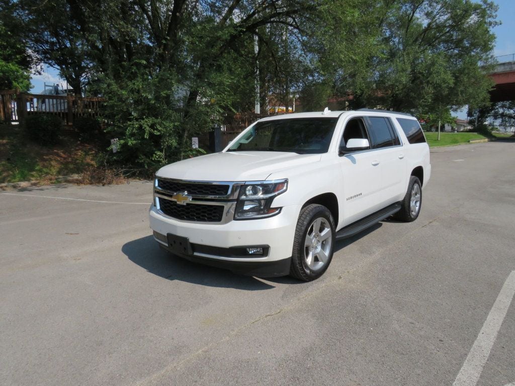 2018 Chevrolet Suburban 4WD 4dr 1500 LT - 22538969 - 1