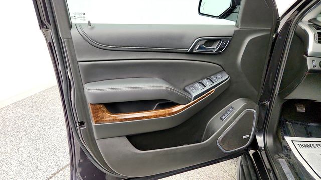 2018 Chevrolet Suburban 4WD 4dr 1500 LT w/ Luxury Package & 20'' Wheels - 23087207 - 10