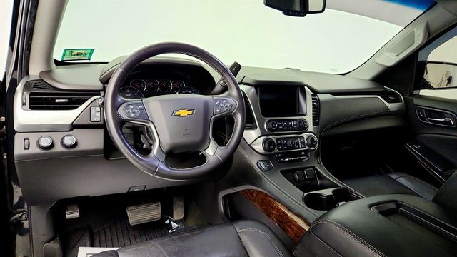 2018 Chevrolet Suburban 4WD 4dr 1500 LT w/ MyLink Navigation - 23029901 - 11
