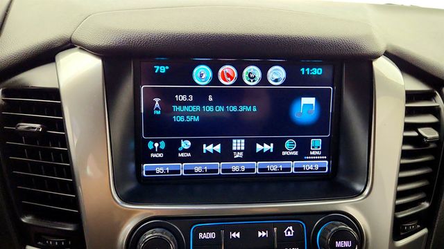 2018 Chevrolet Suburban 4WD 4dr 1500 LT w/ MyLink Navigation - 23029901 - 17
