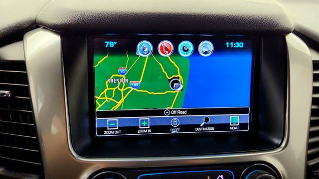 2018 Chevrolet Suburban 4WD 4dr 1500 LT w/ MyLink Navigation - 23029901 - 18