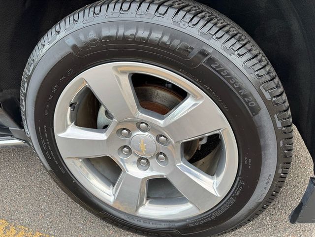 2018 Chevrolet Suburban 4WD 4dr 1500 Premier - 23032837 - 10