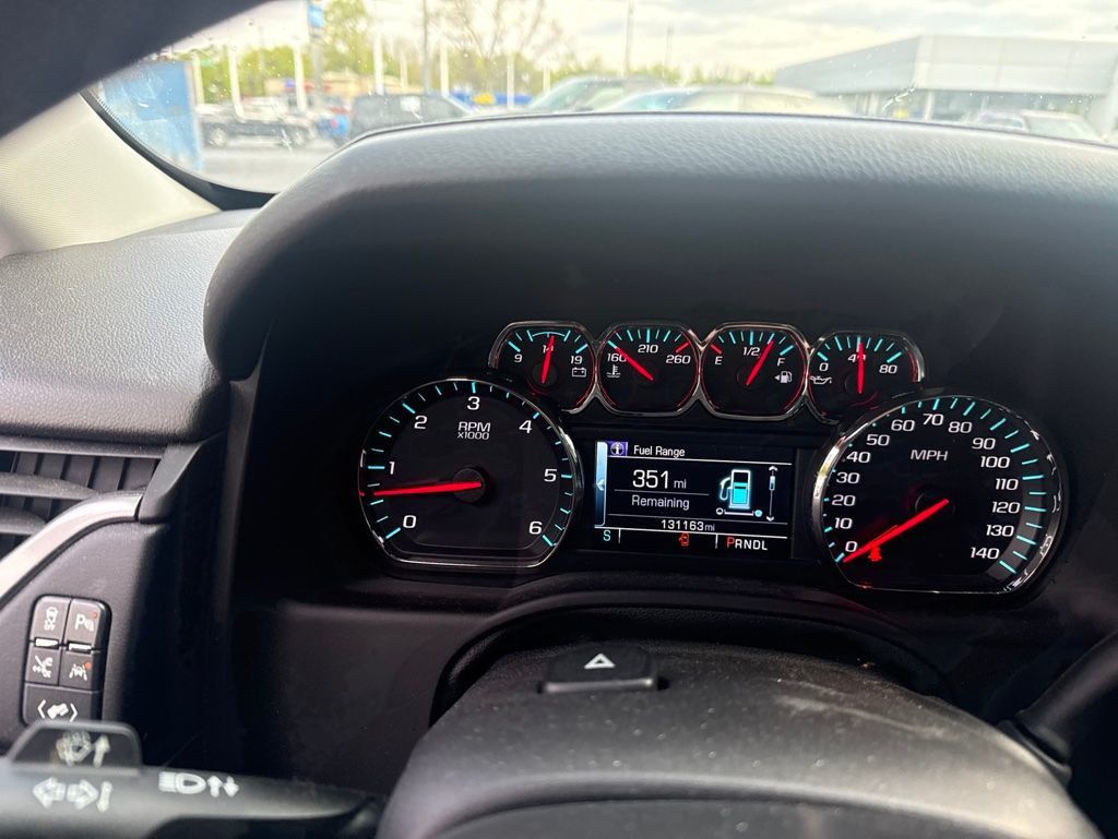 2018 Chevrolet Suburban 4WD 4dr 1500 Premier - 23024167 - 12