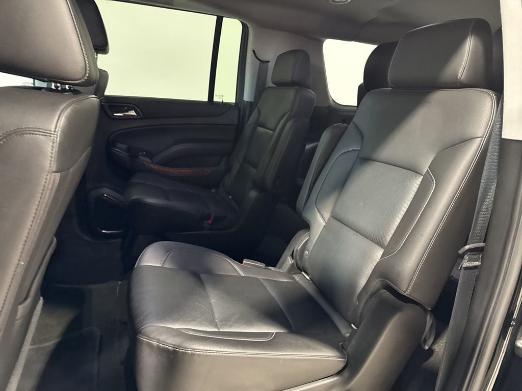 2018 Chevrolet Suburban 4WD 4dr 1500 Premier - 23024167 - 31